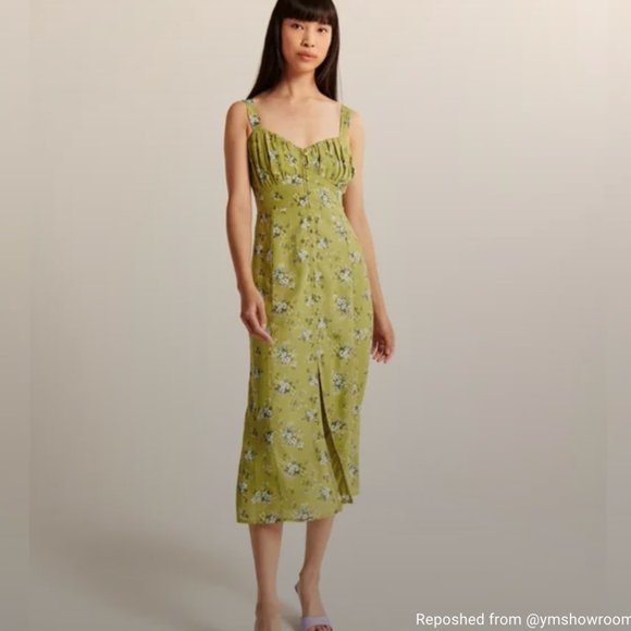 Abercrombie & Fitch Dresses & Skirts - Abercrombie Green Floral Button Dress